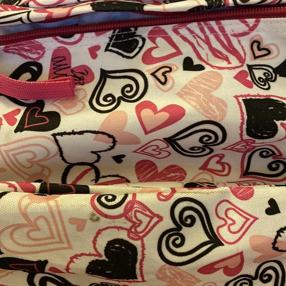 Jansport Black Pink Hearts Pattern on White Backpack with Adjustable Straps - Picture 7 of 8